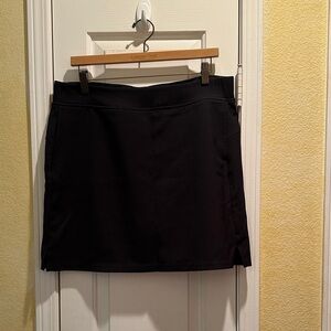 32 Degrees Women's Black Active Skort